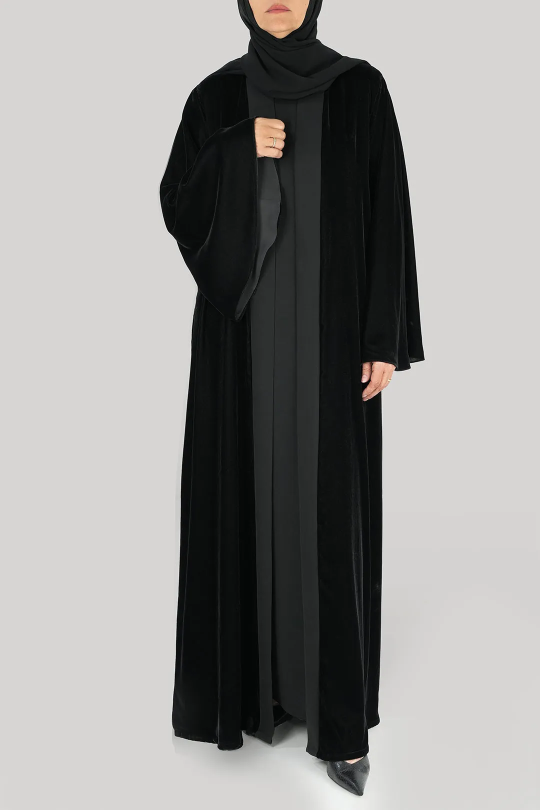 Anisa Abaya