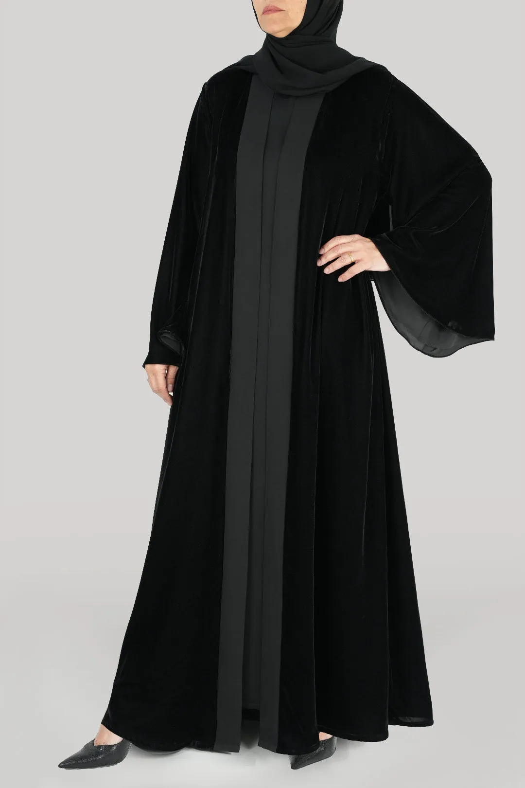 Anisa Abaya
