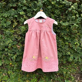 Embroidered Baby Dress: Effortless Charm for Summer Evenings