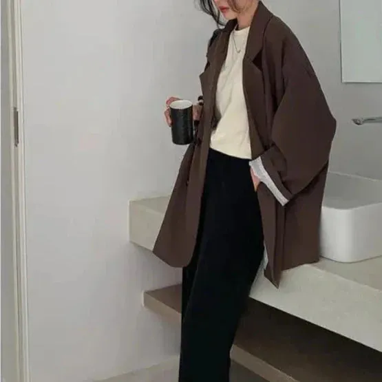 Lauren Blazer | Trendiger, moderner Oversized-Damenblazer