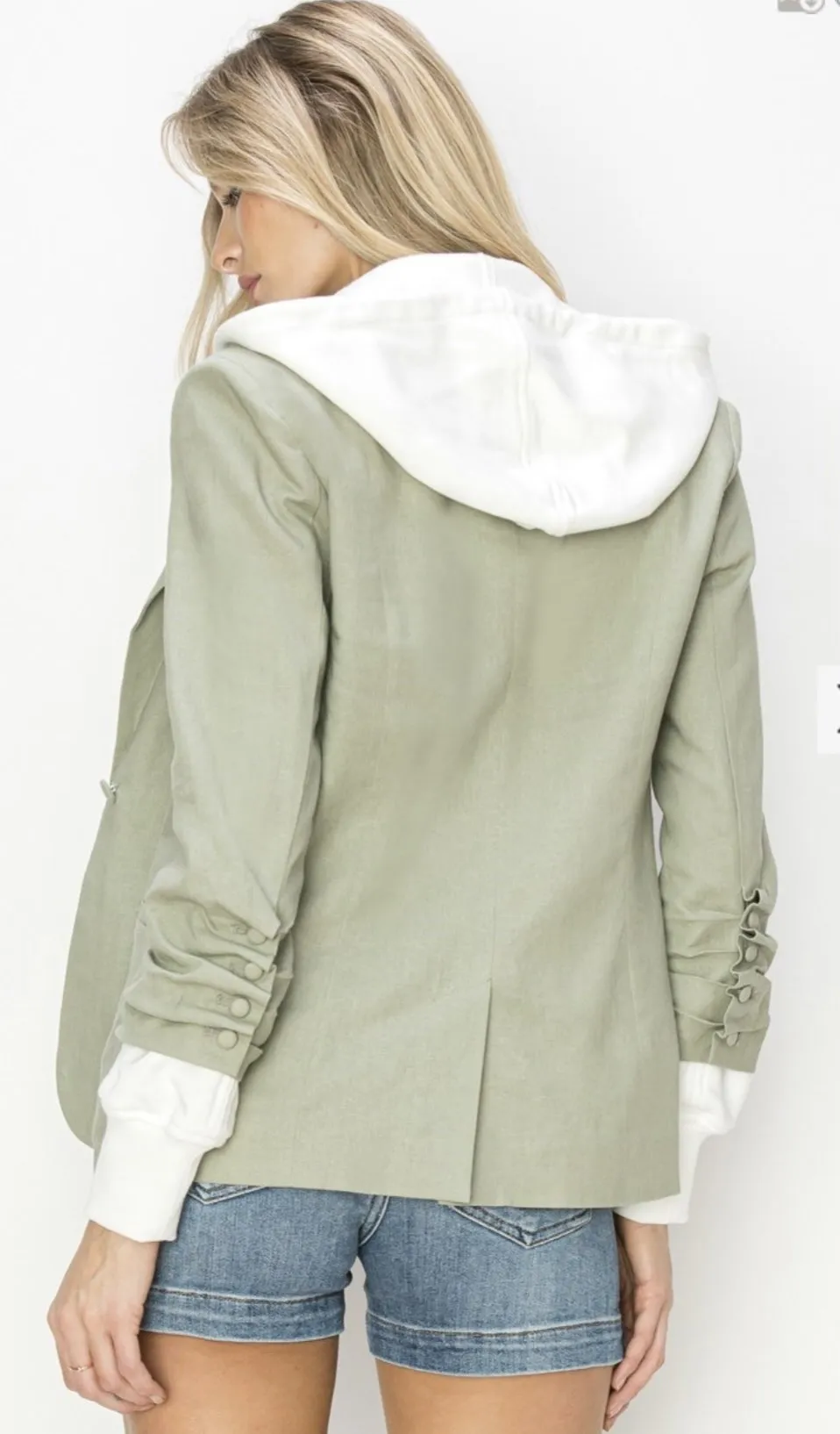 Momentum Linen Blazer
