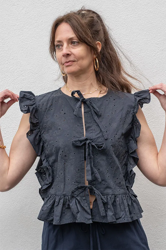 Object Cilie Sky Captain Sleeveless Blouse