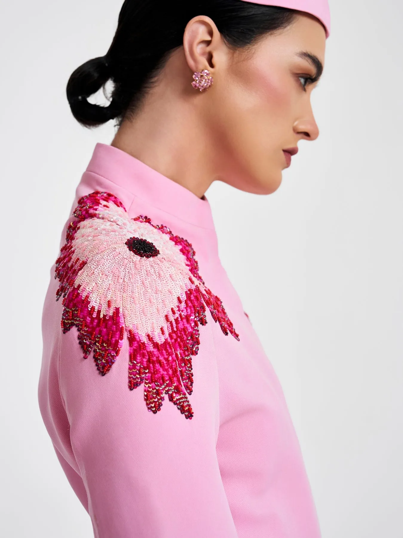 Pink rosette embroidered blazer