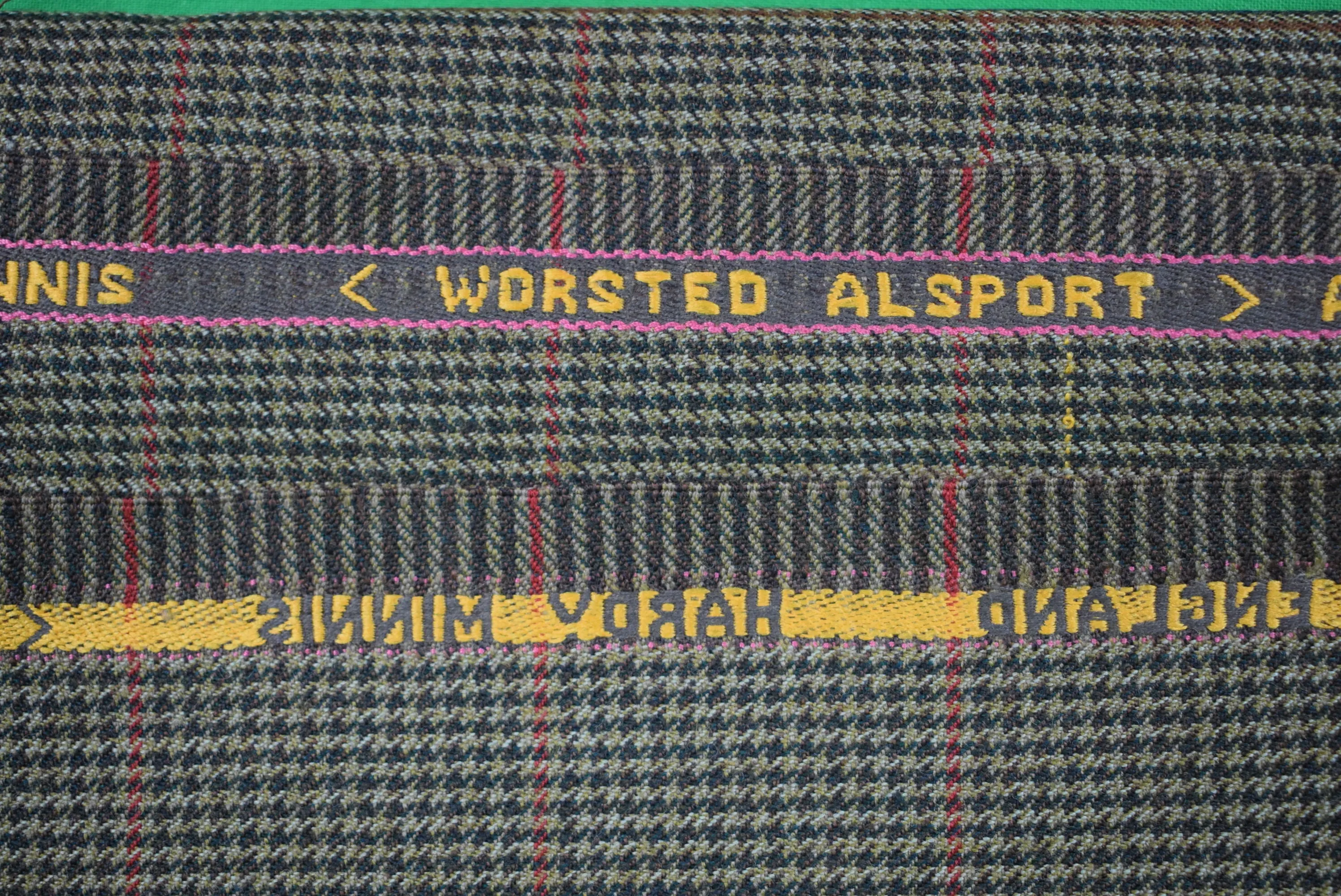 "Hardy Minnis Huddersfield Worsted Brown Alsport Houndstooth Fabric" (NWT)