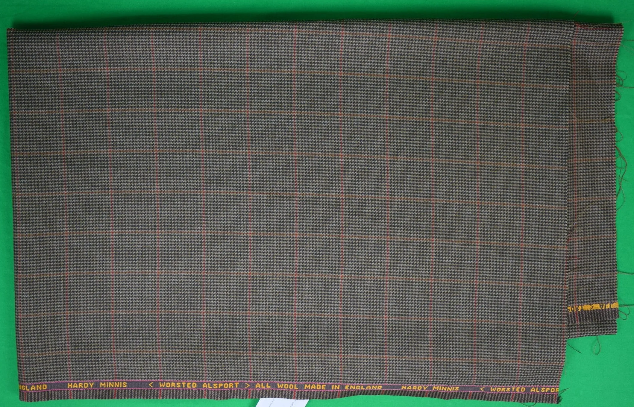 "Hardy Minnis Huddersfield Worsted Brown Alsport Houndstooth Fabric" (NWT)
