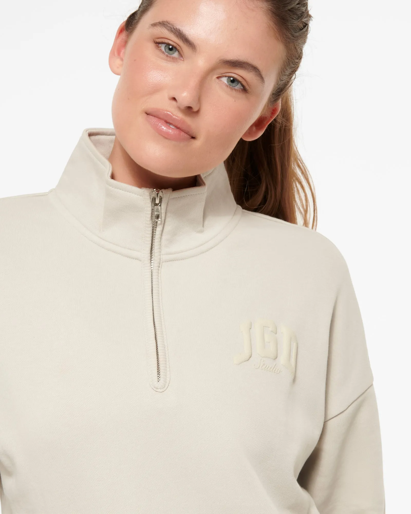 RAY HALF-ZIP SIGNATURE SWEATER STONE