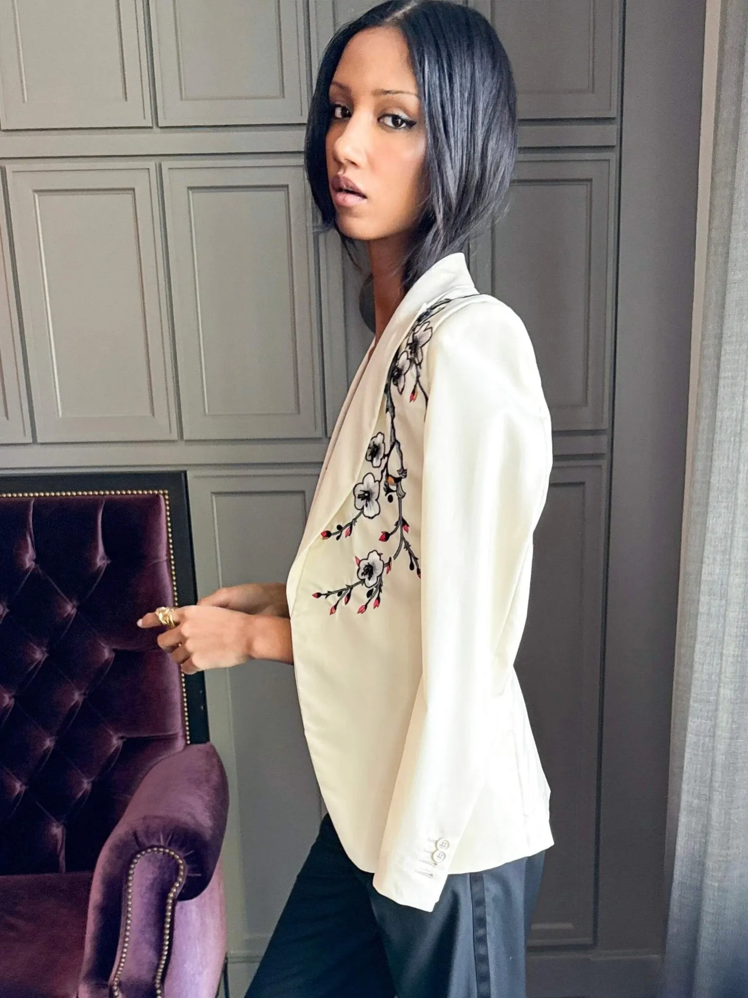 WOMEN'S EMBROIDERED BEADED JACKET
