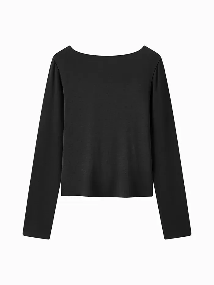 Women's Top With Front Buttons Details